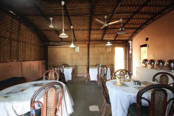Veer Palace 3*