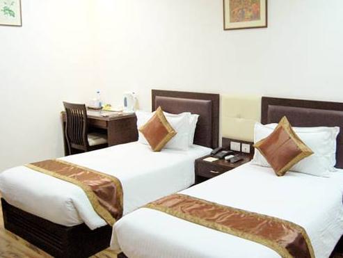 Veer Palace Hotel New Delhi