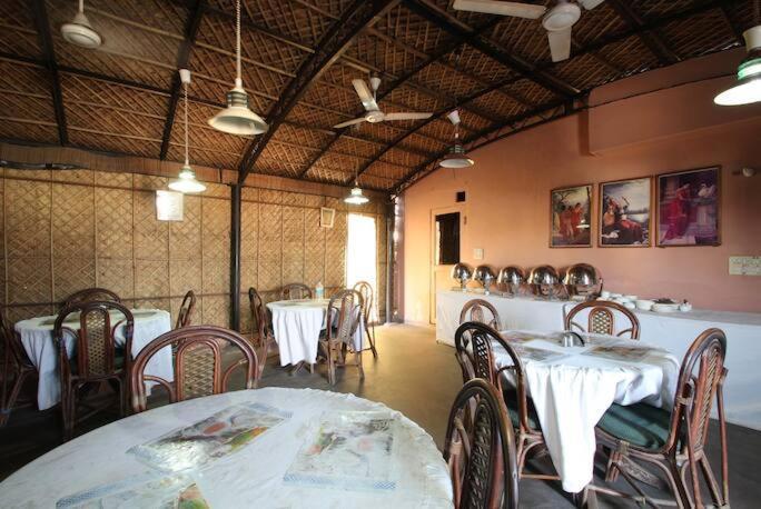 Veer Palace Hotel 3*